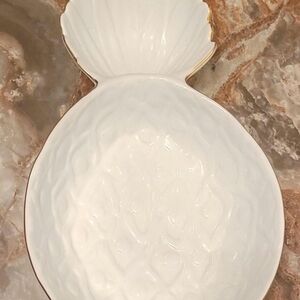 Lilly Pulitzer for Target White Pineapple Serveware